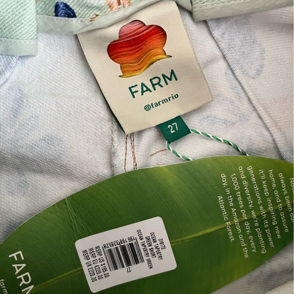 NWT FARM Rio Green Ocean Tapestry Belted Short 27 - Picture 6 of 13